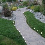 Premium 10" Universal Light Stake  100 Pack